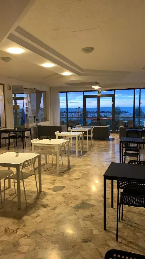 Hotel Tritone Rimini